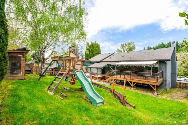 Building Photo - 7393 SW Bayberry Dr
