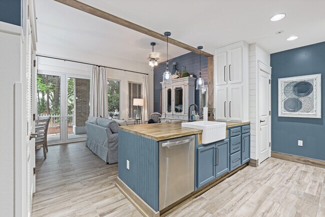 Building Photo - 9300 Baytowne Wharf Blvd