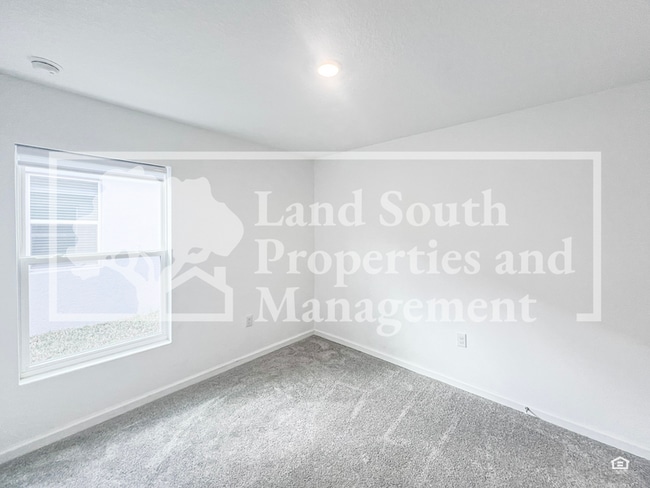 Building Photo - 4811 Rigging St