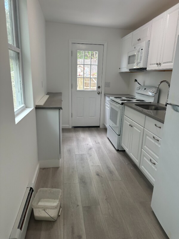 Building Photo - 11 Fiedler Ave