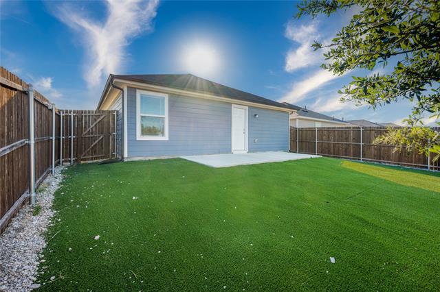 Building Photo - 7601 Bluebell Ln