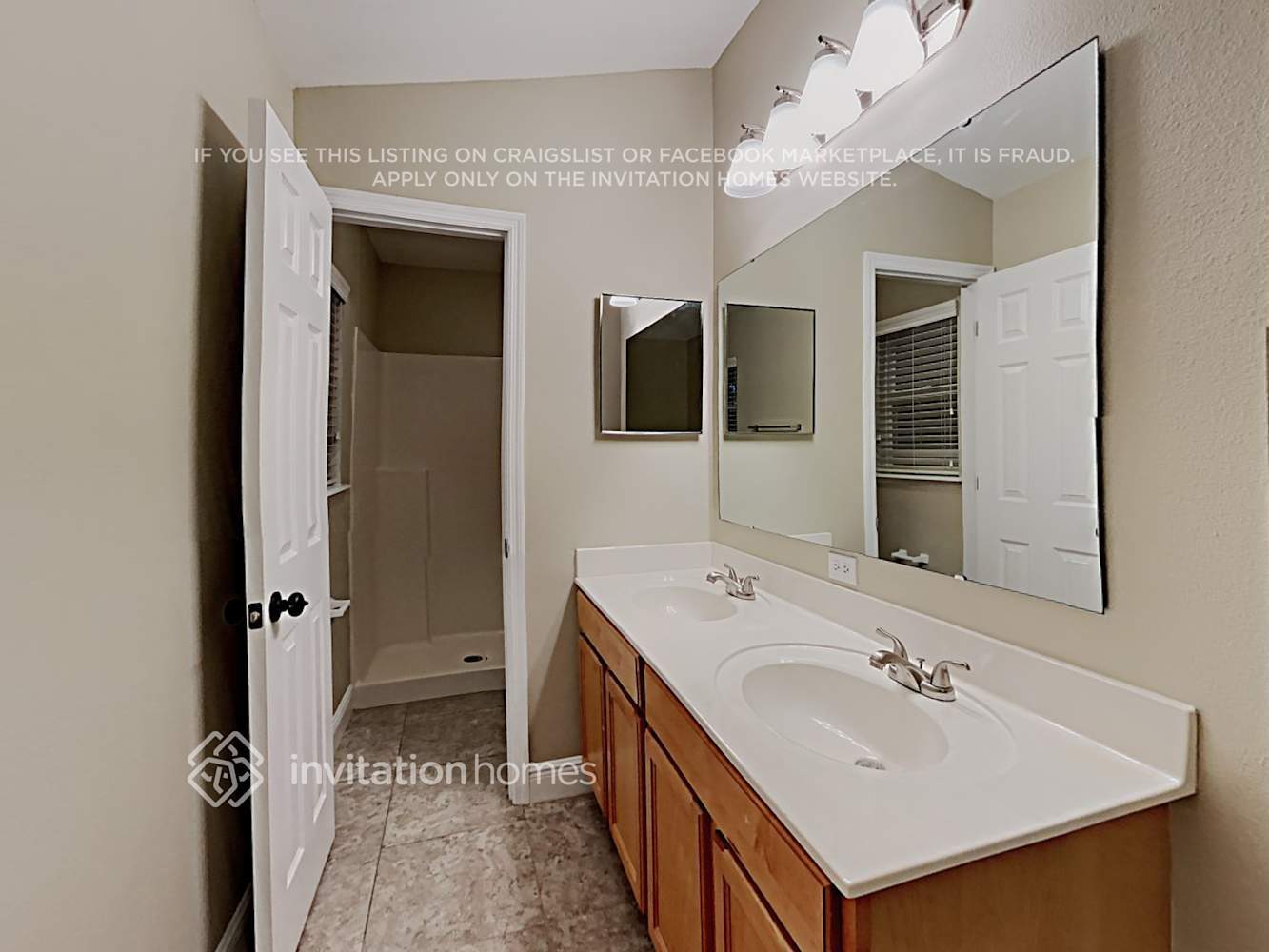 Building Photo - 3205 White Blossom Ln