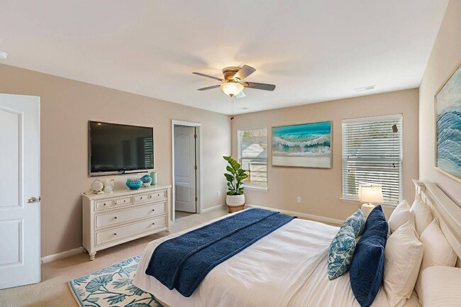 Building Photo - Lakes of Summerville