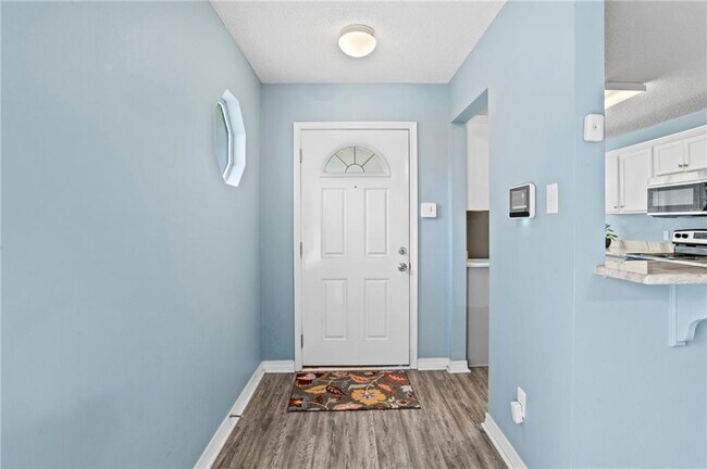 Building Photo - 8650 E Hamilton Bridges Dr