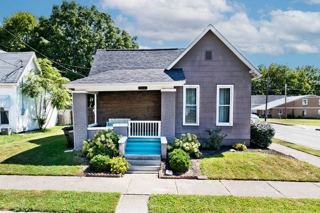 Building Photo - 427 Riley Ave