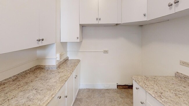 Building Photo - 1401 Beacon St