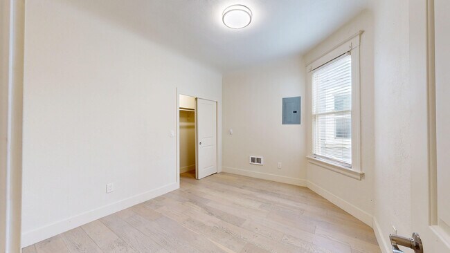 Building Photo - 644A Natoma St