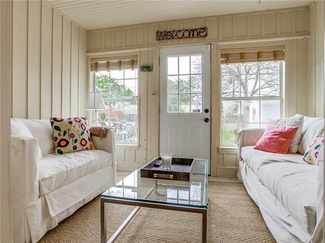 Building Photo - 5018 Wenonah Dr