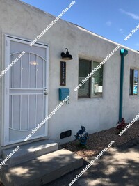 Building Photo - 1225 San Mateo Blvd SE