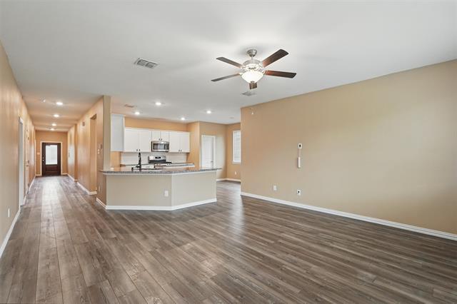Building Photo - 5411 Montrose Dr