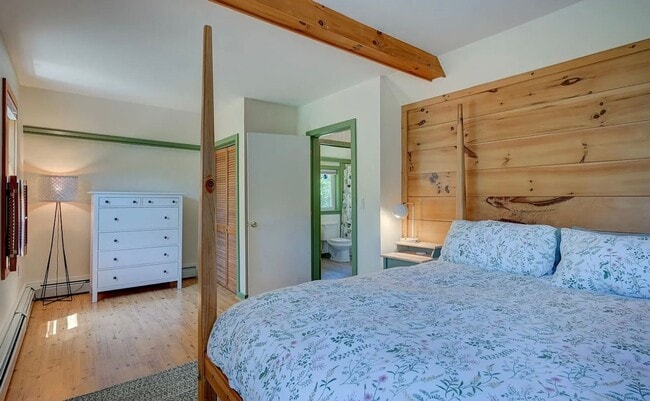 Building Photo - For Rent: Charming 3-Bedroom Home in Bartl...