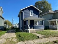 Building Photo - 1210 S 21st St