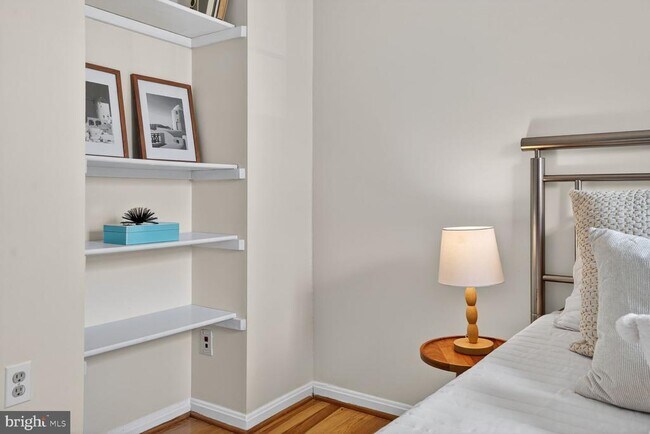 Building Photo - 6015 Ticonderoga Ct