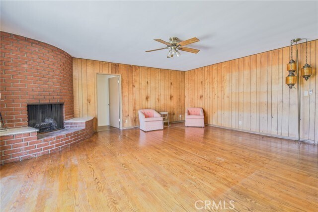 Building Photo - 3744 Pine Ave