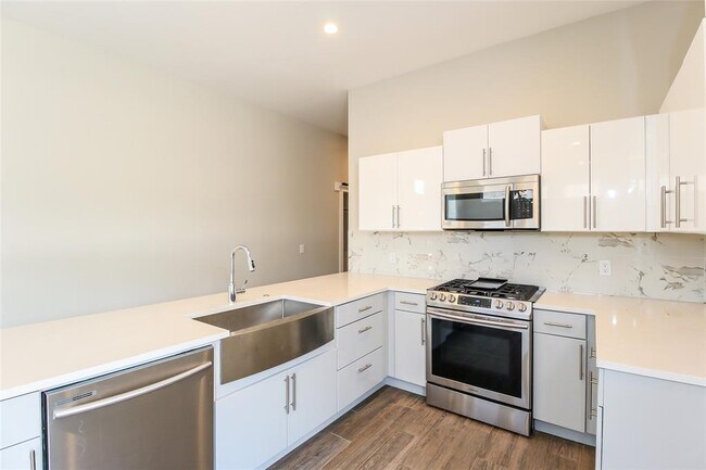 Building Photo - 11319 Paradise Out Ln