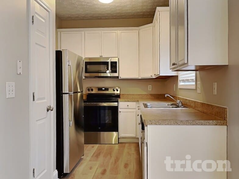 Building Photo - 417 Carrie Ct