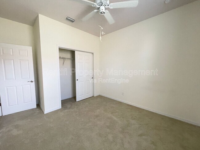 Building Photo - 1622 SW 16th Ct