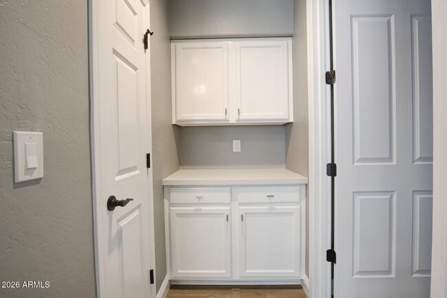 Building Photo - 16420 N Thompson Peak Pkwy