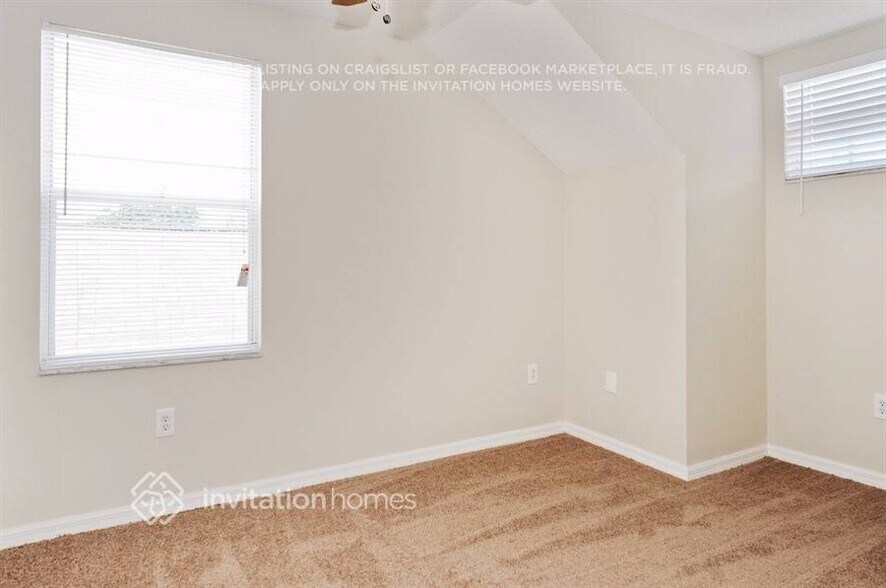 Building Photo - 28548 Seashell Ct