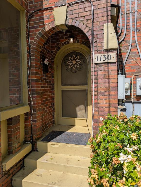 Building Photo - 1130 S Lawrence St