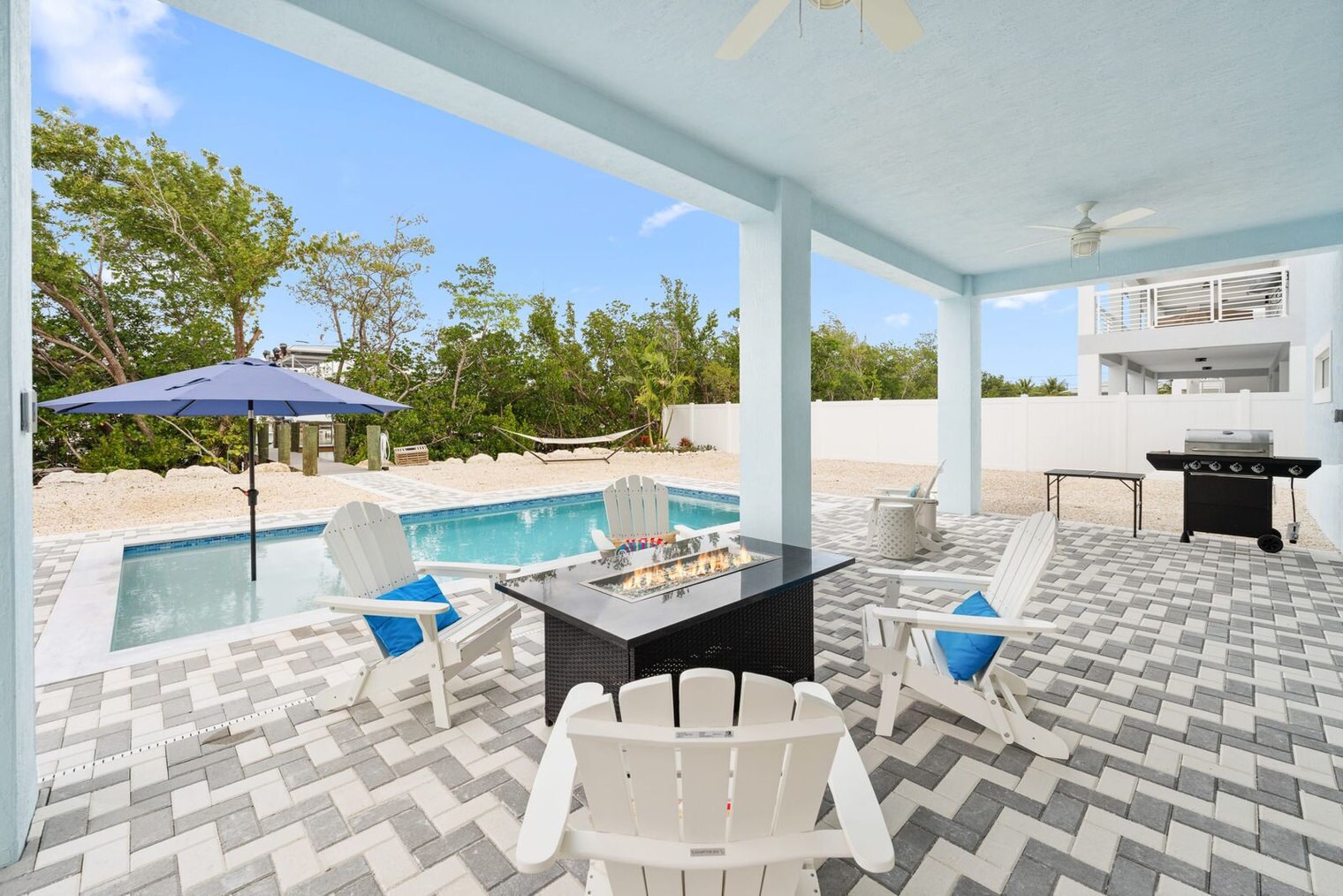 Building Photo - 231 Pescayo Ave