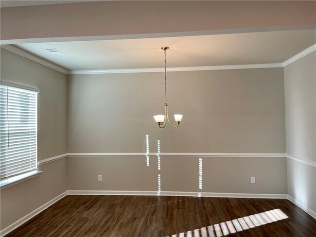Building Photo - 511 Ruths Dr