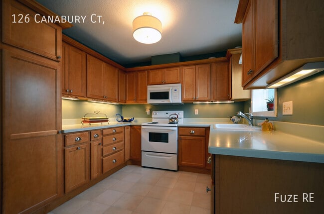 Building Photo - 126 Canabury Ct