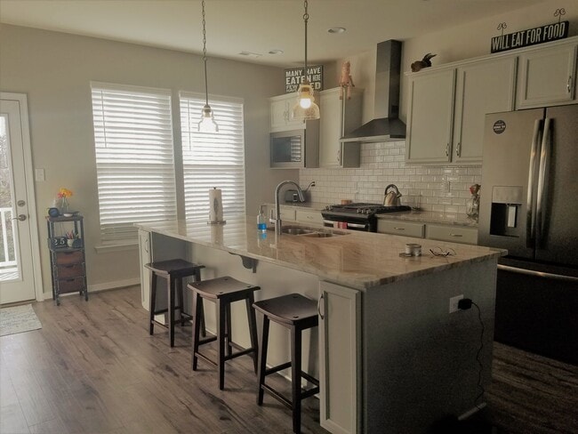 Building Photo - Gorgeous 3 story townhome in West End Henrico with loads of upgrades!