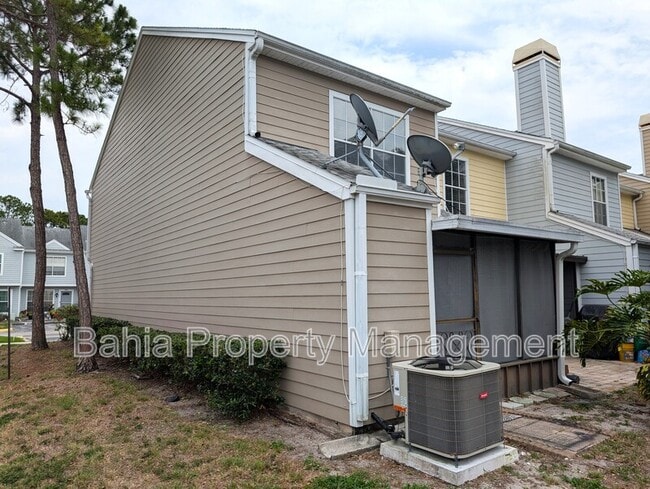 Building Photo - 6740 121st Ave