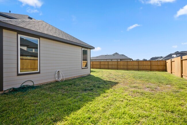 Building Photo - 28458 Hazel Trl