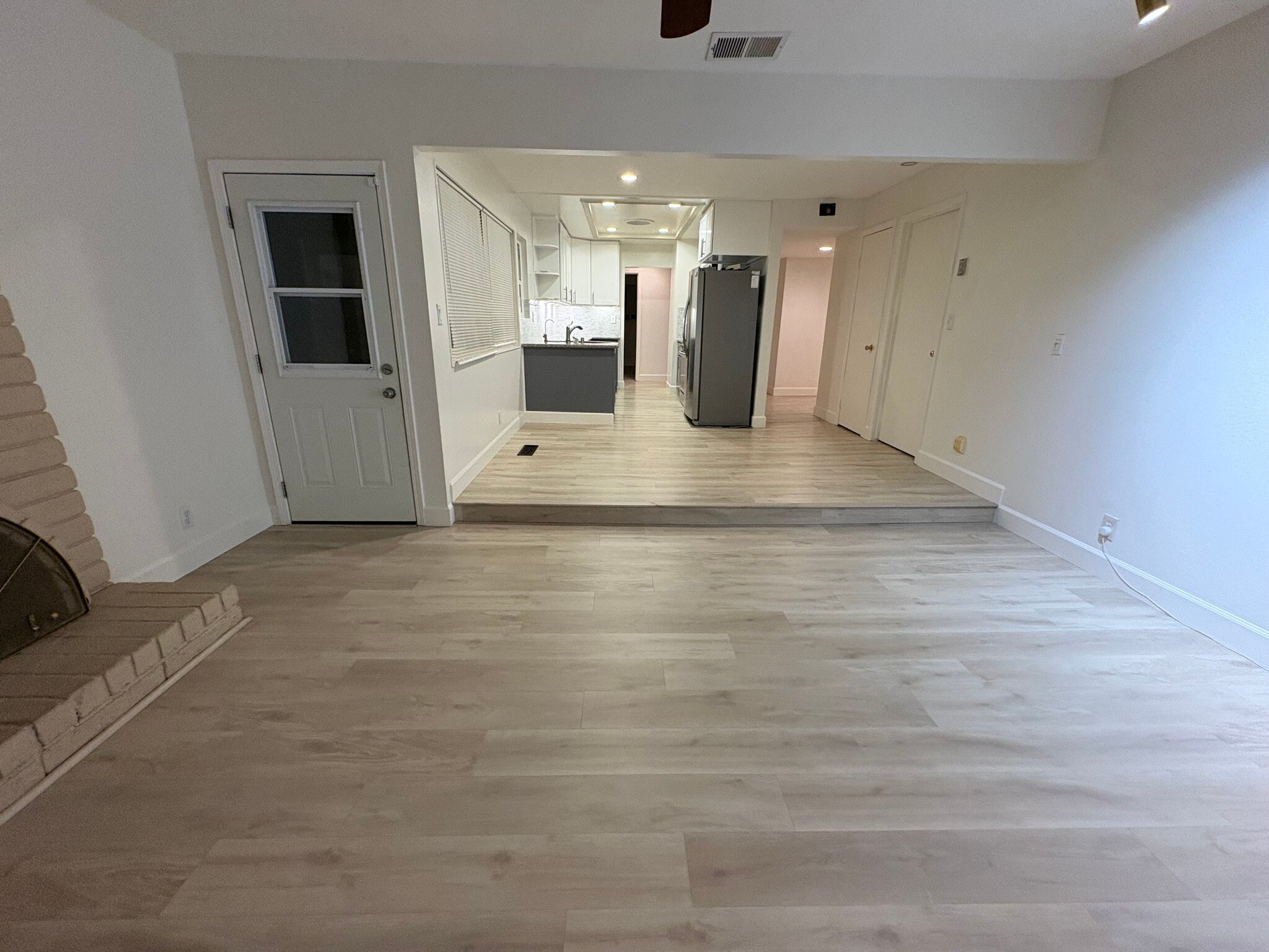 Building Photo - 4192 Denker Dr