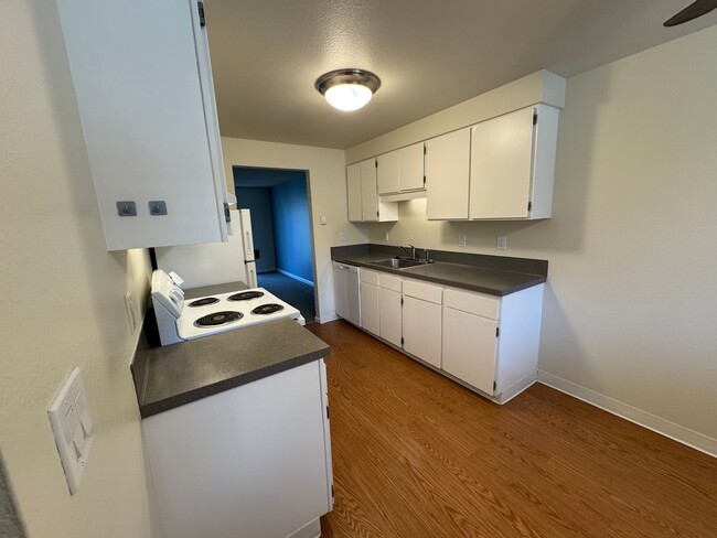 Interior Photo - Village Monroe Apartments