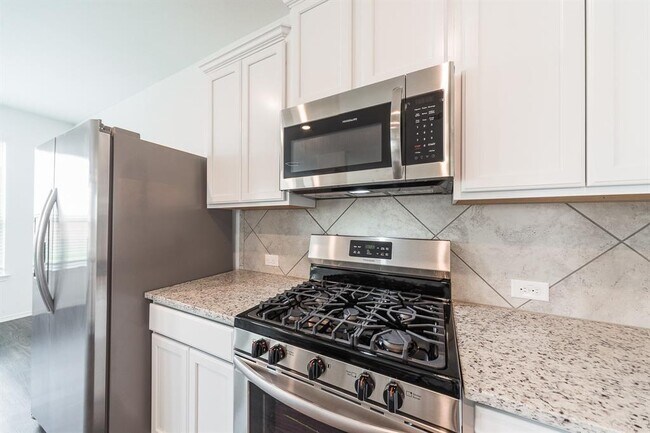 Building Photo - 26047 Steele Flower Dr