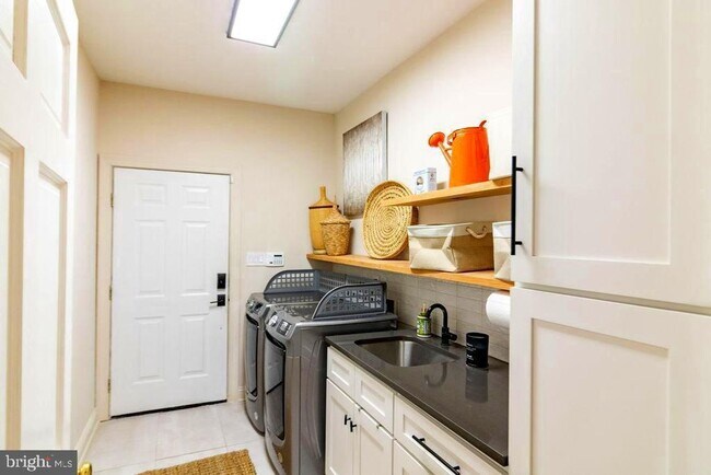 Building Photo - 14932 Alpine Bay Loop