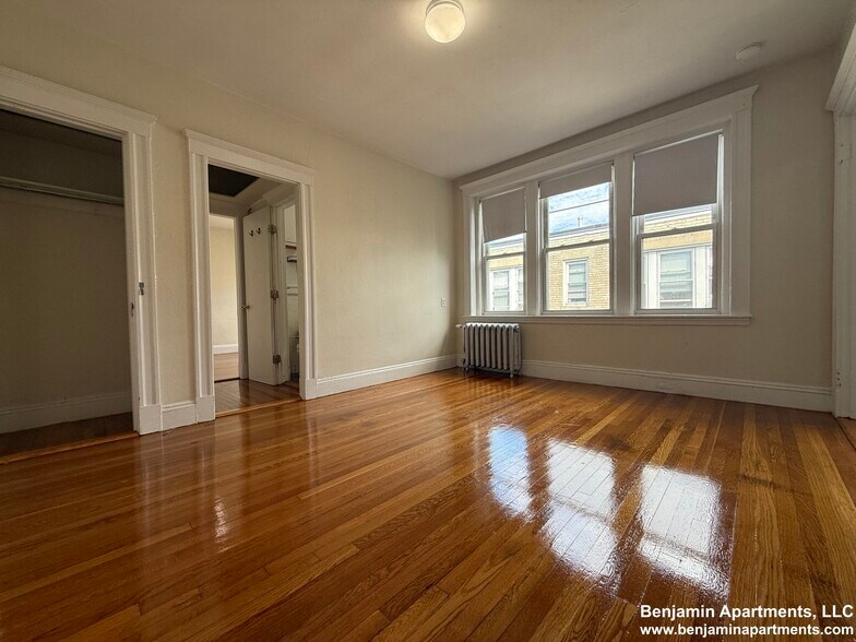 Building Photo - 1161 Boylston St