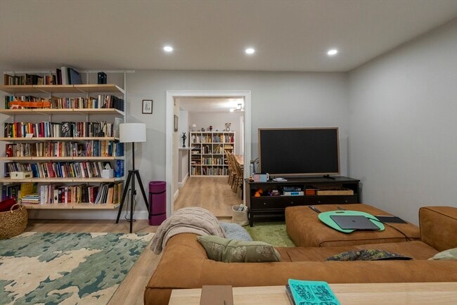 Primary Photo - 36 Sargent Ave