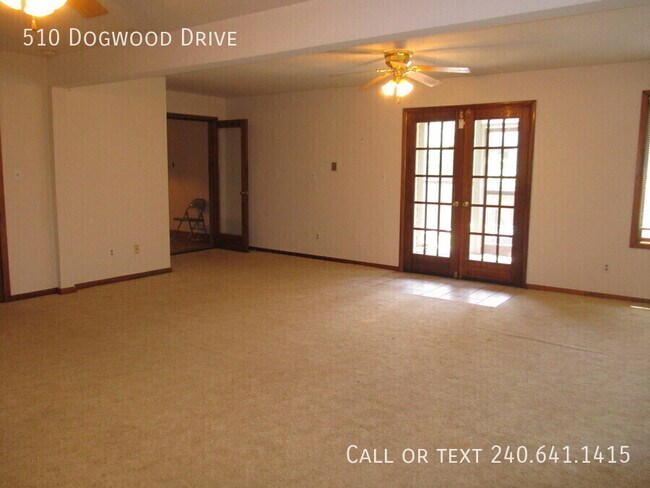 Building Photo - 510 Dogwood Dr