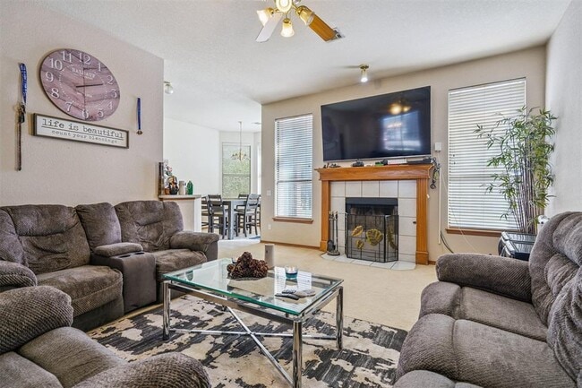 Building Photo - 16300 Seminole Pointe Pl