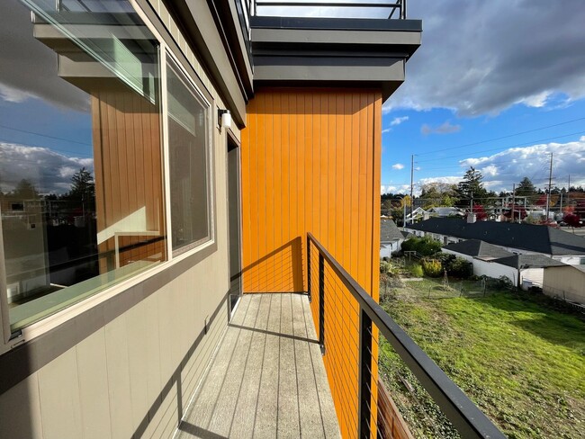 Building Photo - Fantastic 2 Bed 1 Bath - N. Portland - Arb...