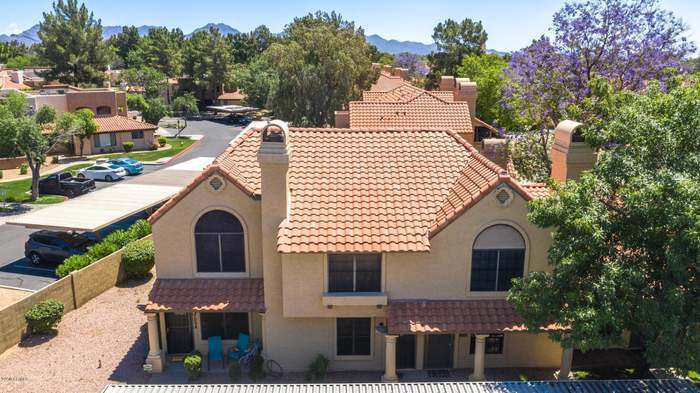 Building Photo - 5704 E Aire Libre Ave