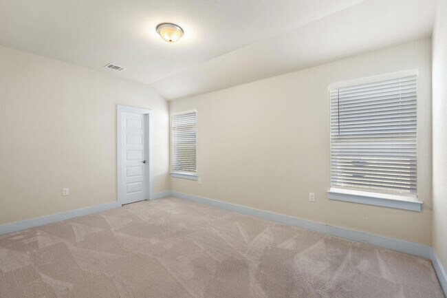 Building Photo - 212 Verrado Path