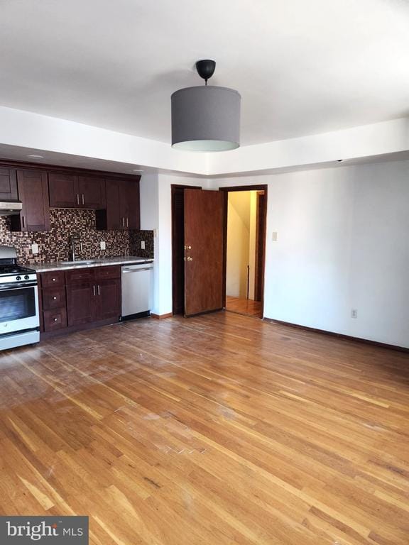 Building Photo - 746 South St