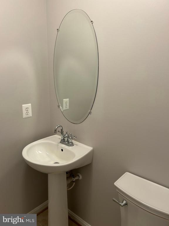 Building Photo - 11912 Benton Lake Rd