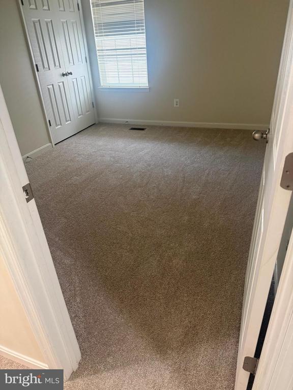 Building Photo - 3565 Eagle Ridge Dr