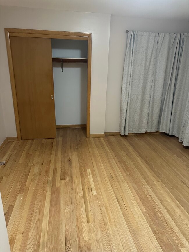 Building Photo - 6431 N 76th St