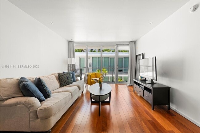 Building Photo - 1601 West Ave