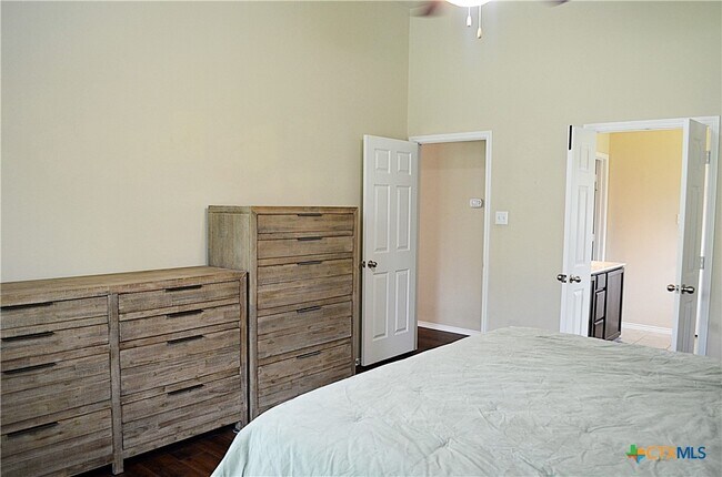 Building Photo - 5407 Sulfur Spring Dr
