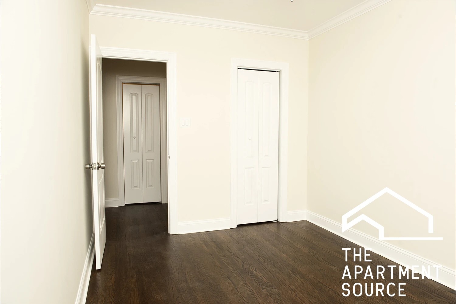 Building Photo - 2150 N Fremont St