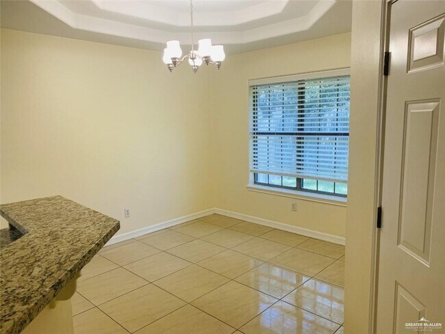 Building Photo - 15 San Gerardo St