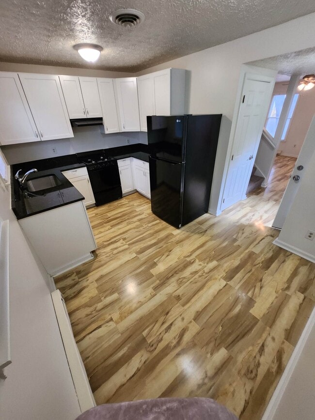 Building Photo - 542 N Loudoun St